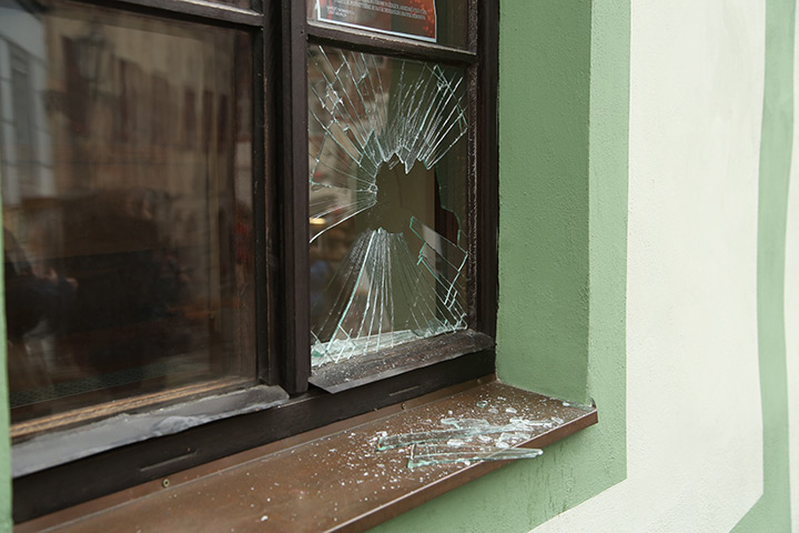 A2B Glass are able to board up broken windows while they are being repaired in Upper Edmonton.